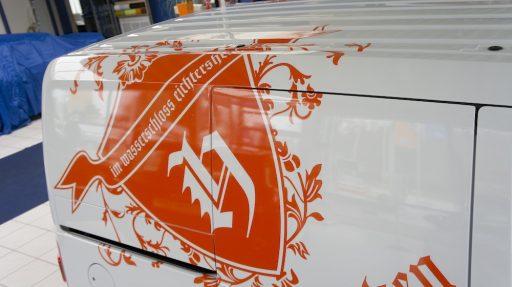 Fahrzeugwerbung Heidelberg Mannheim Schwetzingen neon design werbung Firmenbusse