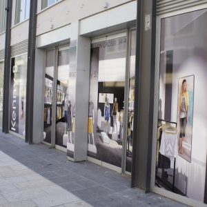 Fensterbeschriftung in Landau