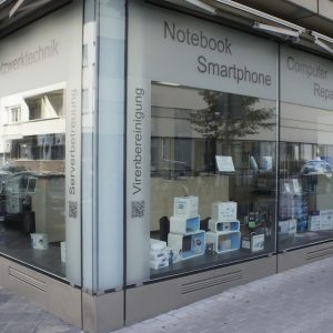 Milchglasfolie in Mannheim von Enter Print montiert.